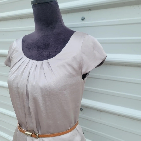 NWT H&M Sheath Dress Women Taupe Gray Satin Knee Length Cap Sleeves Belted sz 6 - Picture 9 of 15